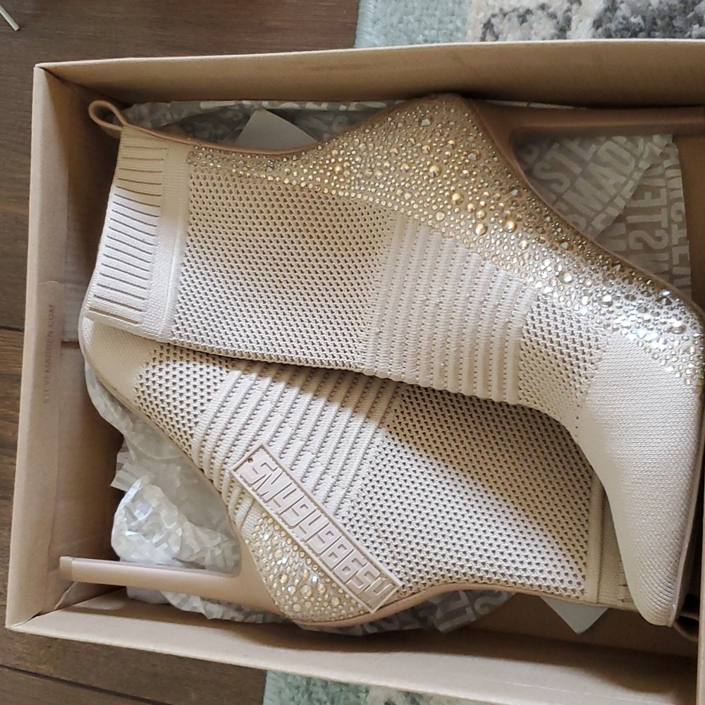 Steve Madden Maxwelle Blush size 7.5